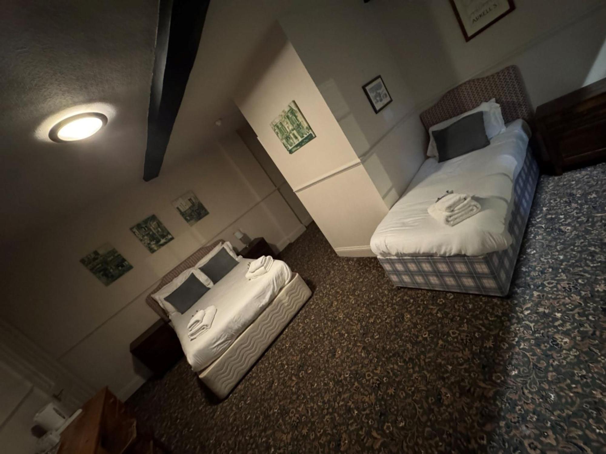 เดอะ คิงส์ อาร์ม ชิปปิ้ง นอร์ตัน Bed & Breakfast ชิปปิงนอร์ตัน ห้อง รูปภาพ