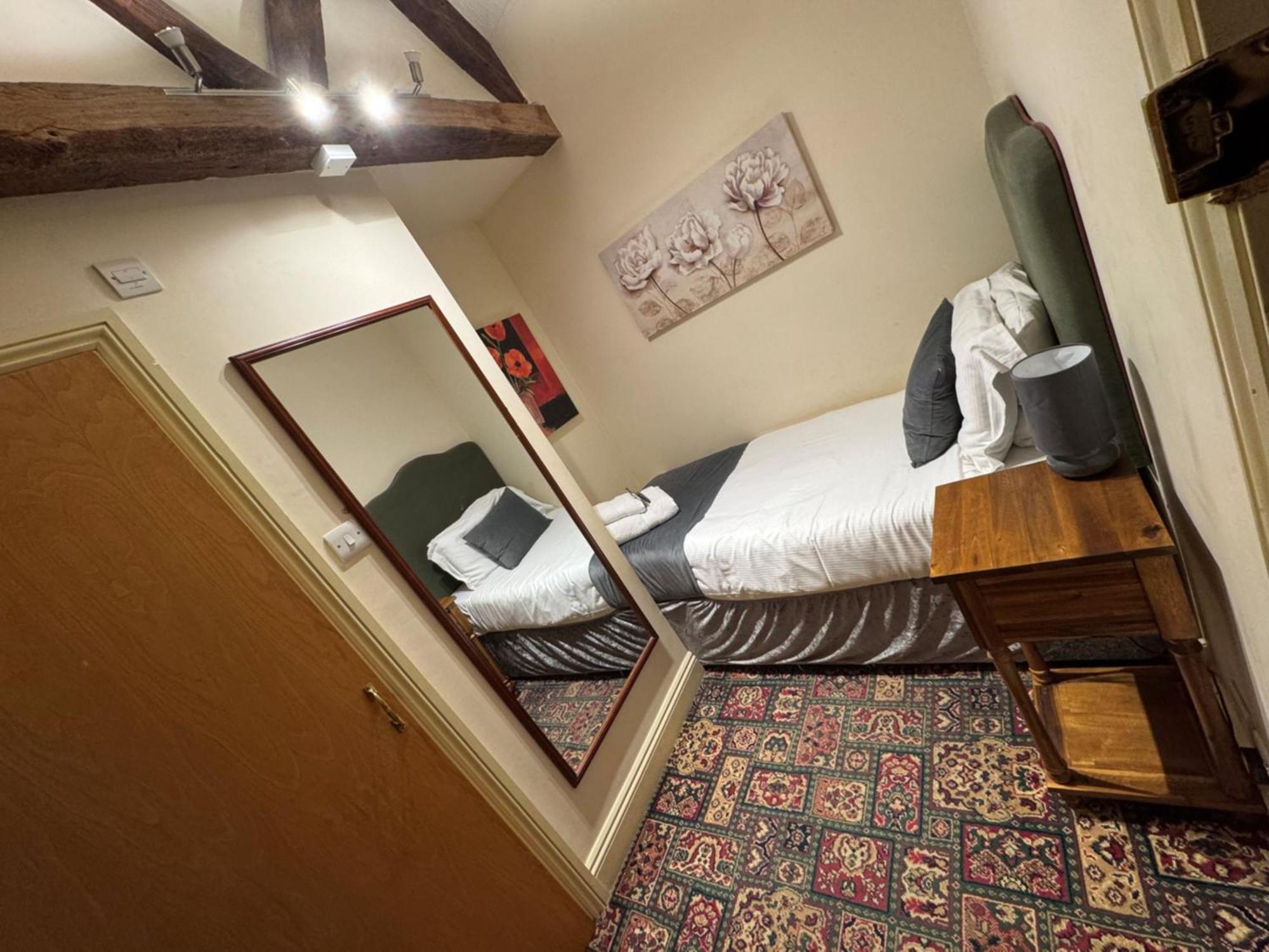 เดอะ คิงส์ อาร์ม ชิปปิ้ง นอร์ตัน Bed & Breakfast ชิปปิงนอร์ตัน ห้อง รูปภาพ
