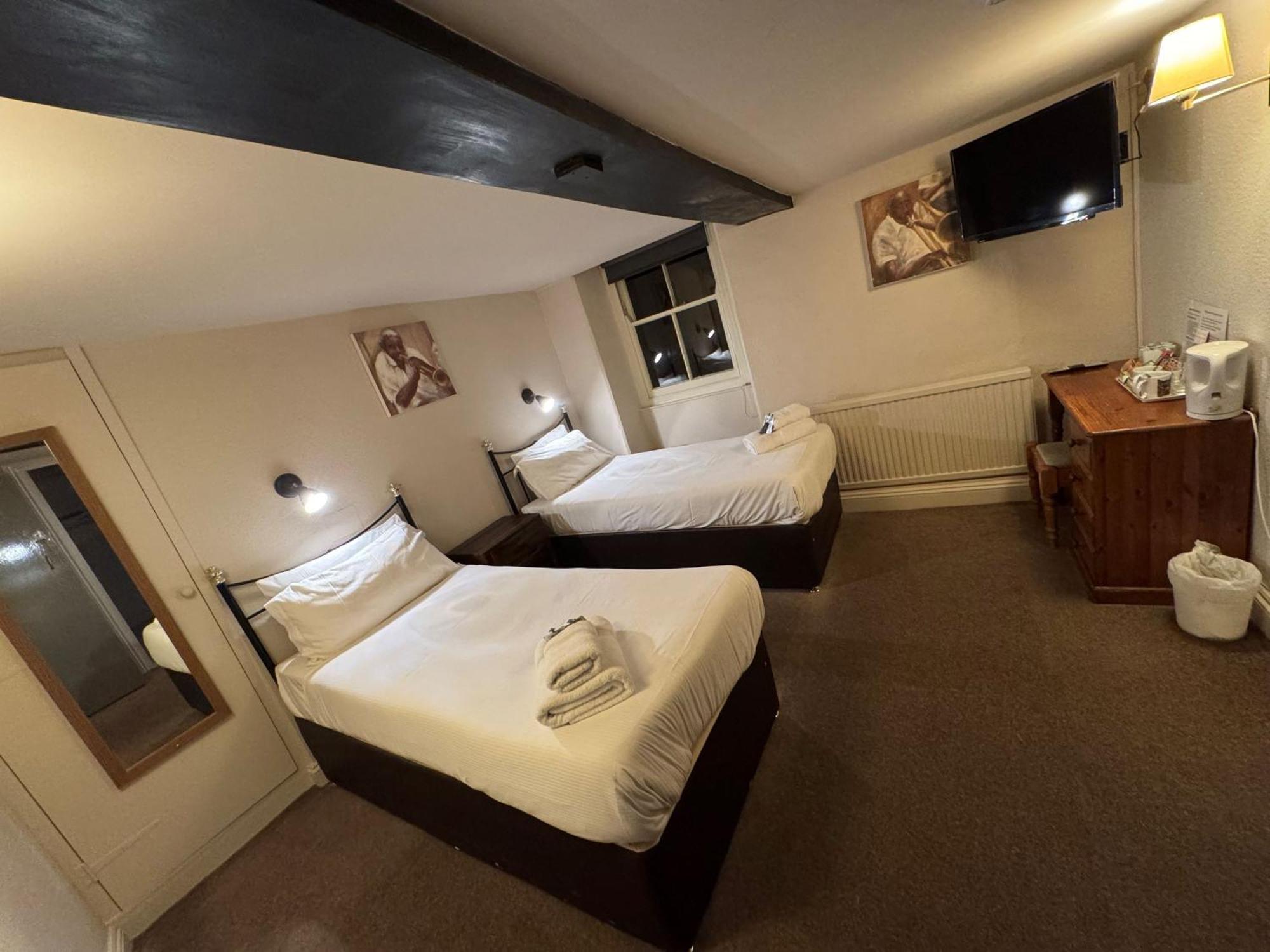 เดอะ คิงส์ อาร์ม ชิปปิ้ง นอร์ตัน Bed & Breakfast ชิปปิงนอร์ตัน ห้อง รูปภาพ